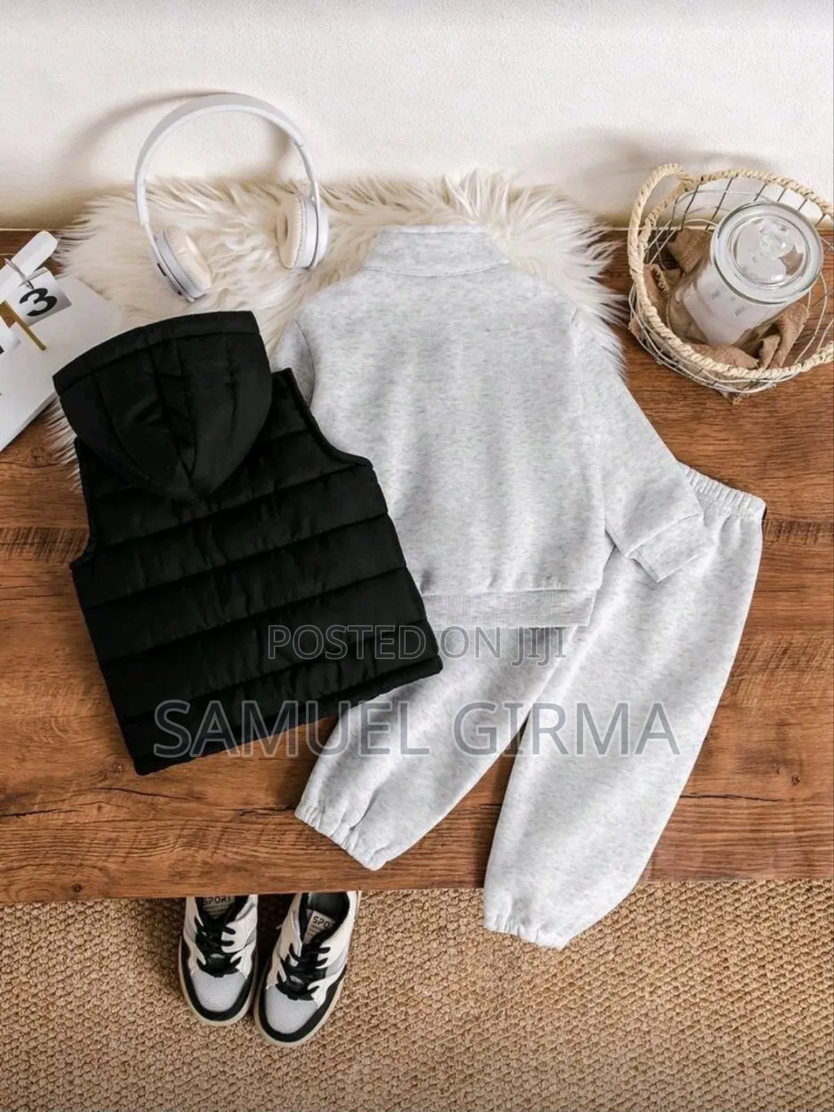 Mk- 0745 3 Piece Set Polo Collar Solid Sweatshirt Pant and Hooded Vest