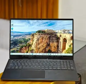 New Laptop Dell 16GB Intel Core I7 SSD 512GB