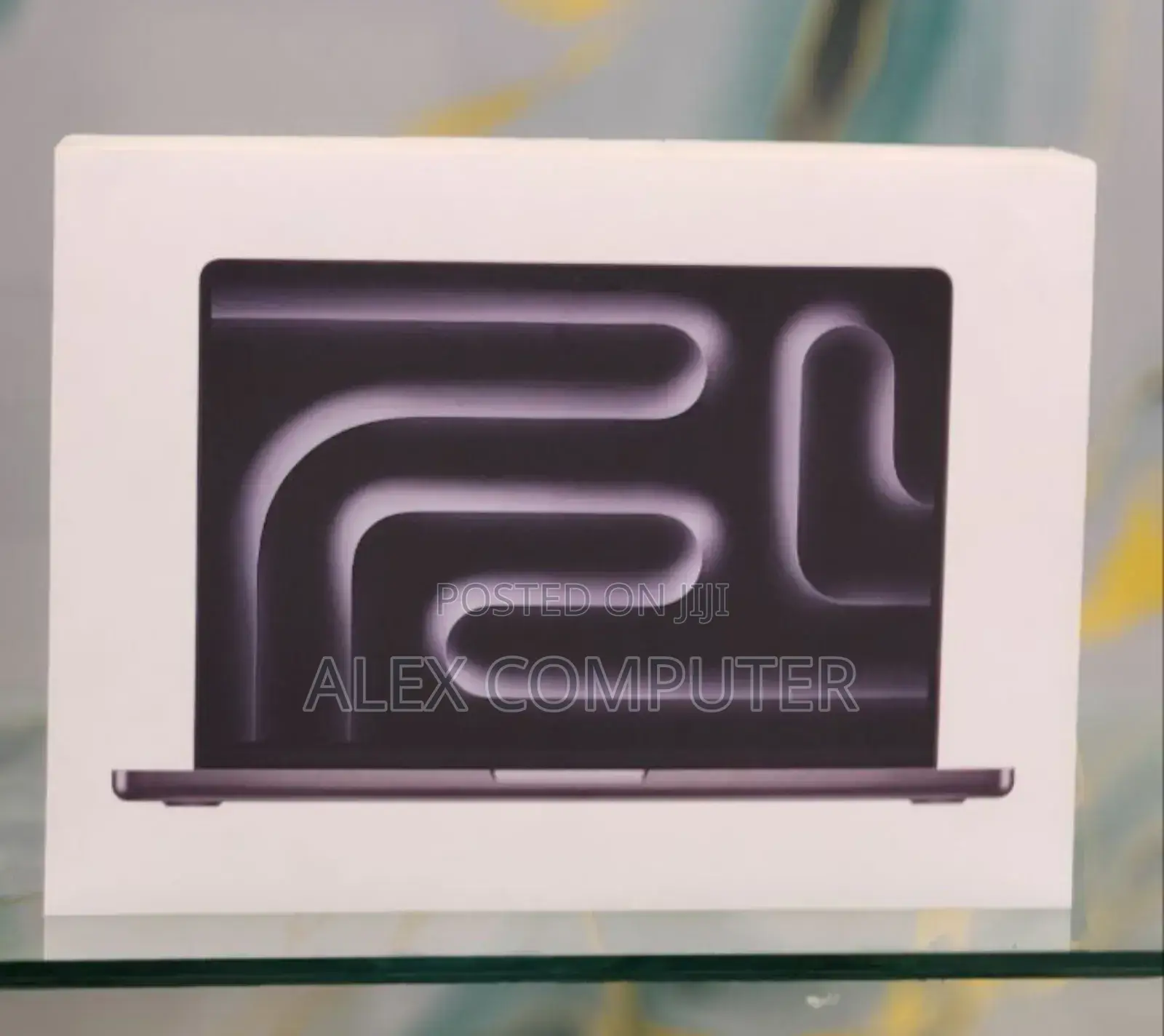 New Laptop Apple Macbook Pro 2025 M5 14-Inch 16GB Apple M5 SSD 512GB