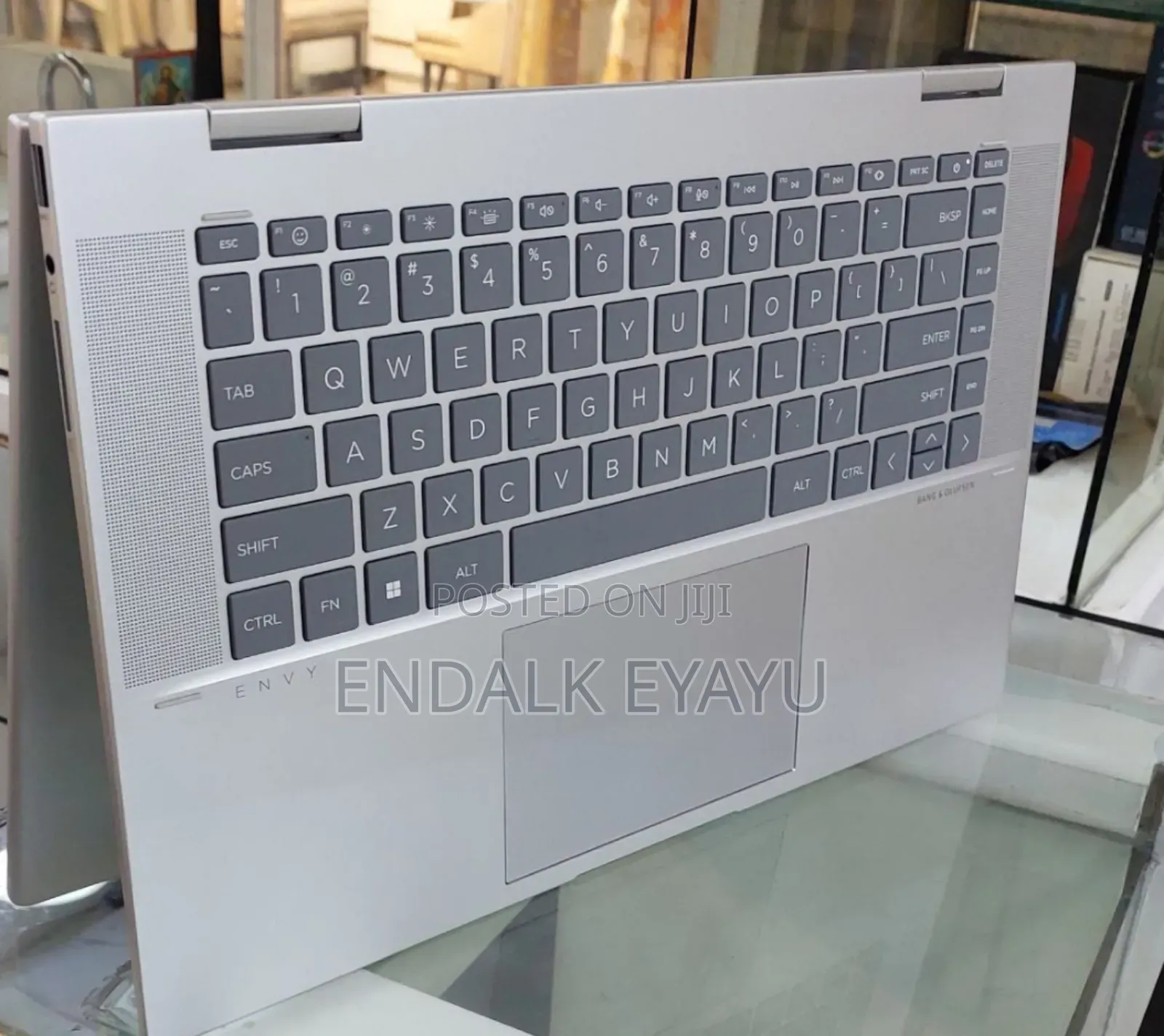 New Laptop HP Envy X360 16GB Intel Core I7 SSD 512GB