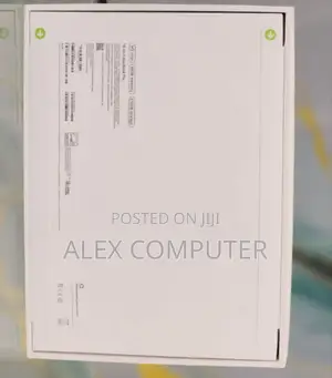 New Laptop Apple Macbook Pro 2025 M5 14-Inch 16GB Apple M5 SSD 512GB