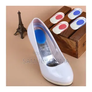 Comfortable Silicone Gel Heel Cup Pad