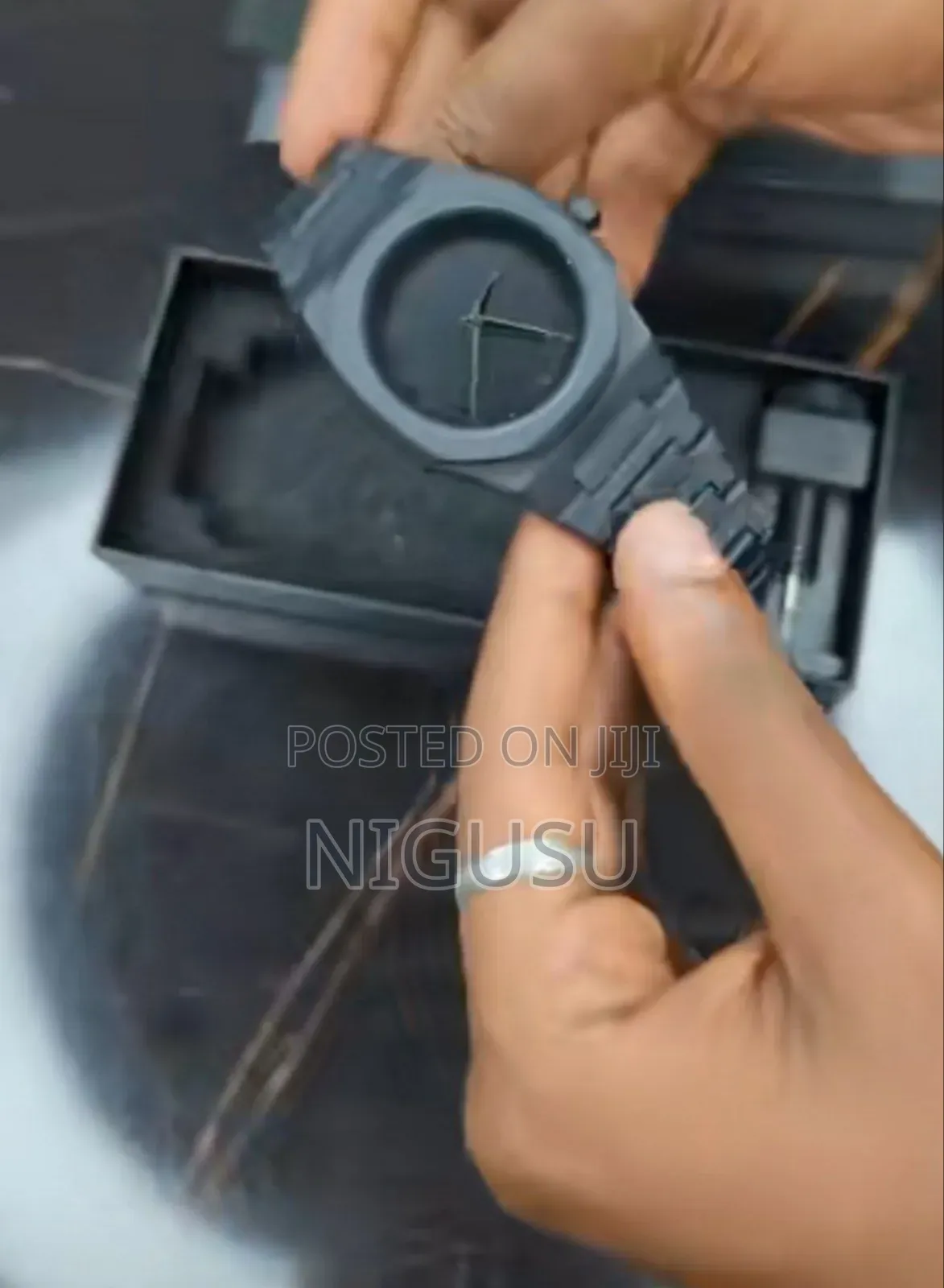 Black Arabic Aura Watch