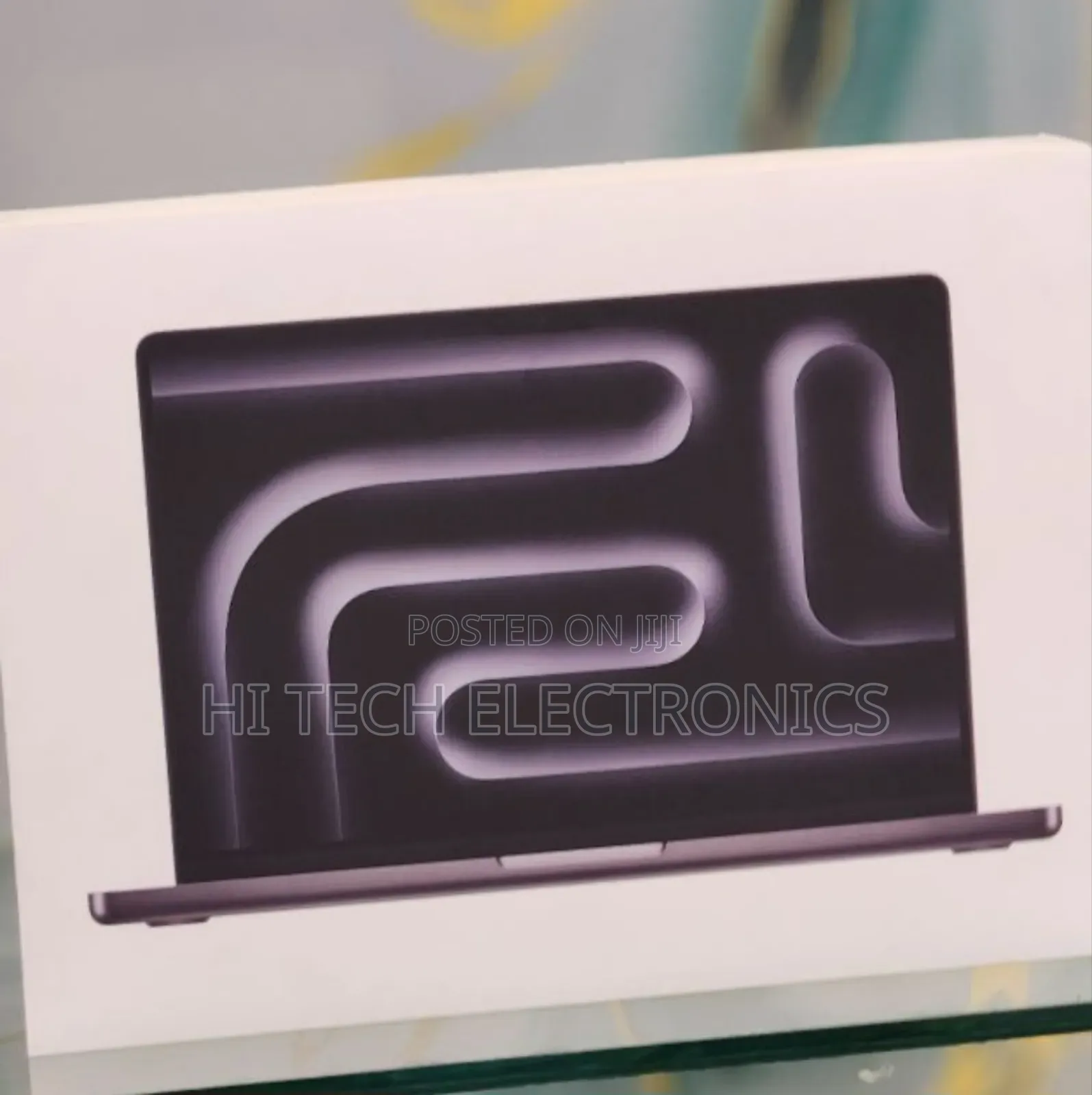 New Laptop Apple Macbook Pro 2025 M5 14-Inch 16GB Apple M5 SSD 512GB