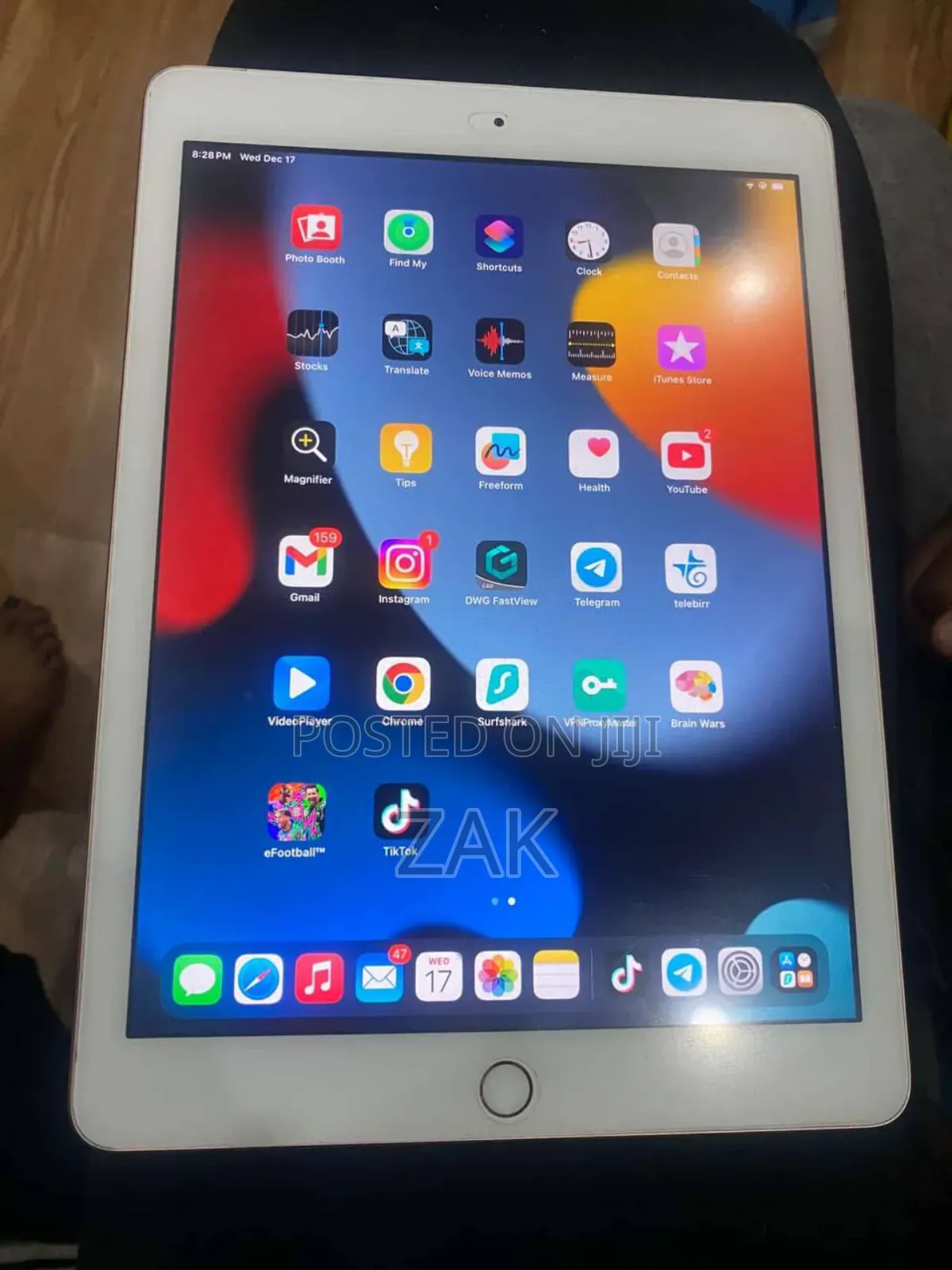 Apple iPad 9.7 32 GB Yellow