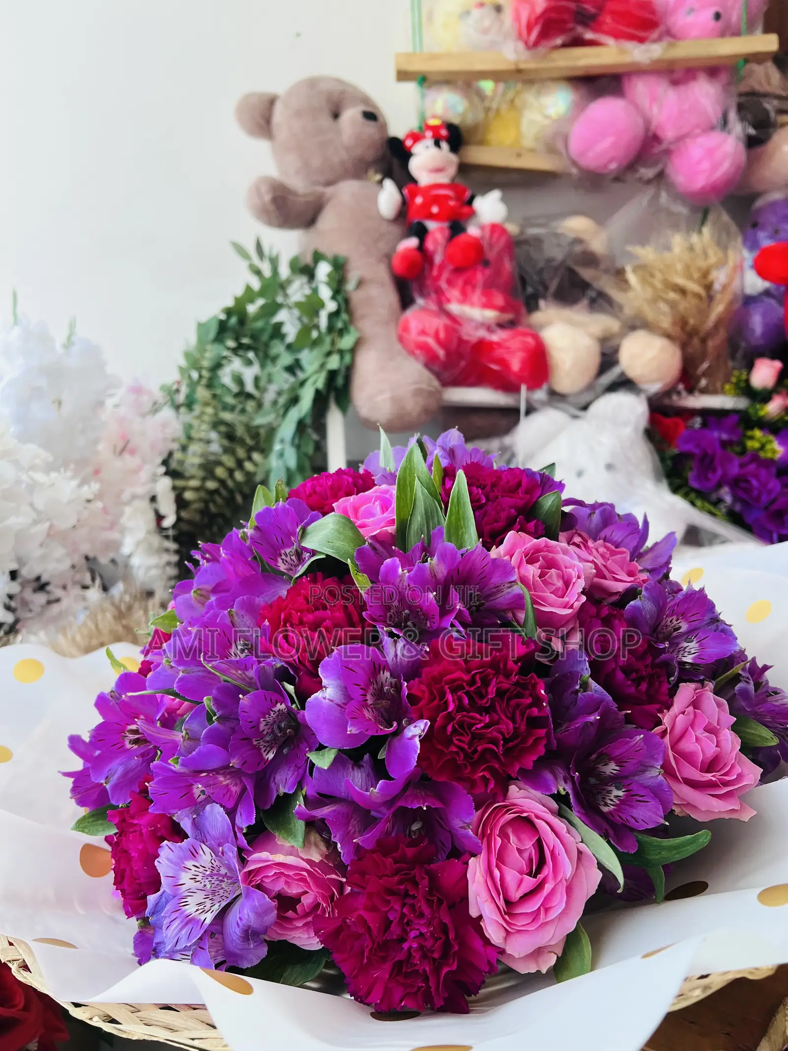 Beautiful Mixed Flower Bouquet – Roses Purple Flowers