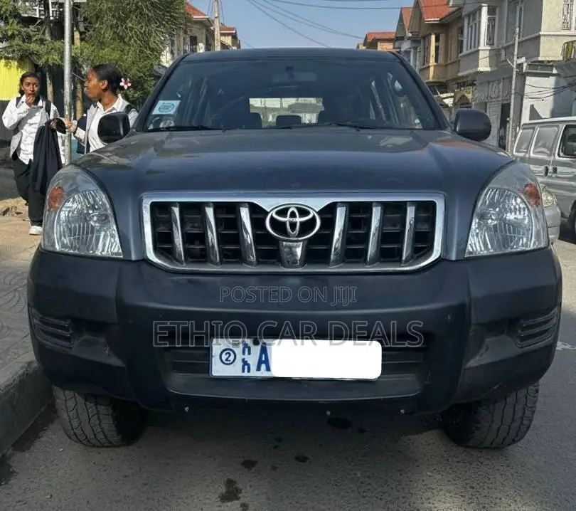 Toyota Land Cruiser Prado 2004 Black