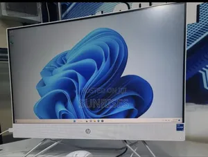 New HP 200 G4 22 All-in-One 8GB Intel Core I5 SSD 512GB