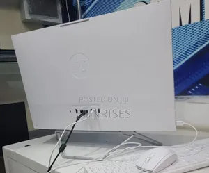 New HP 200 G4 22 All-in-One 8GB Intel Core I5 SSD 512GB