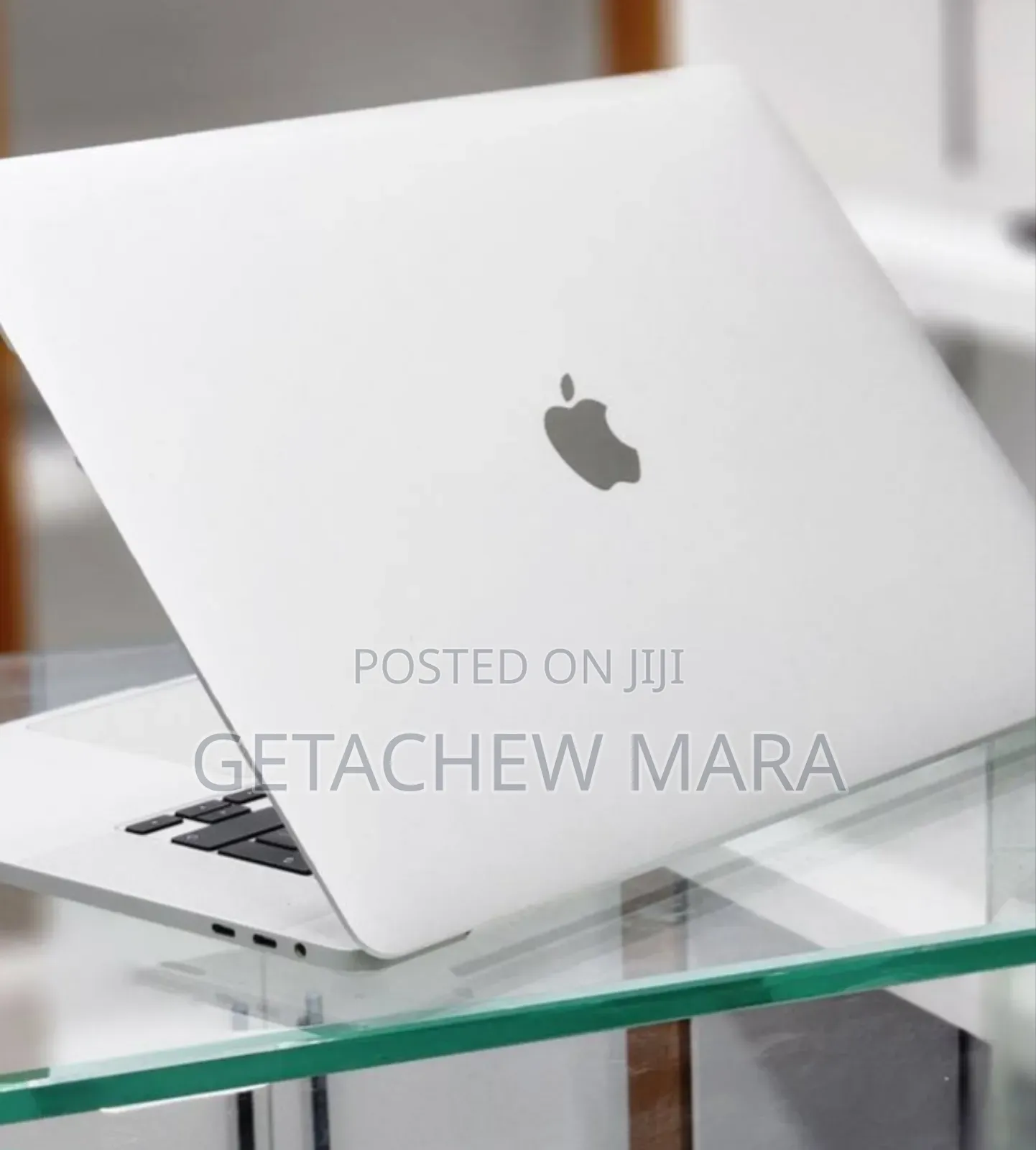 New Laptop Apple MacBook Pro 2019 16GB Intel Core I7 SSD 512GB