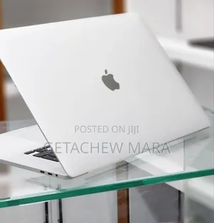 New Laptop Apple MacBook Pro 2019 16GB Intel Core I7 SSD 512GB