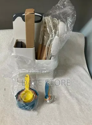 18 PCS Kitchen Utensil Knife Set