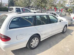 Mercedes-Benz 200 2000 White