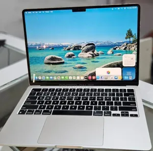 New Laptop Apple MacBook Air 2022 M2 8GB Apple M2 SSD 256GB