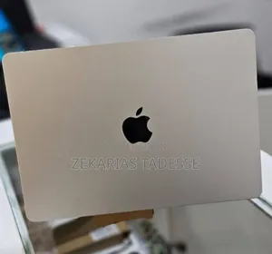 New Laptop Apple MacBook Air 2022 M2 8GB Apple M2 SSD 256GB