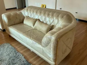 Sofa Set Modern and Attractive