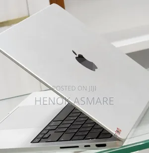 New Laptop Apple MacBook Pro 18GB Apple M3 SSD 512GB