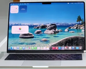 New Laptop Apple MacBook Pro 18GB Apple M3 SSD 512GB