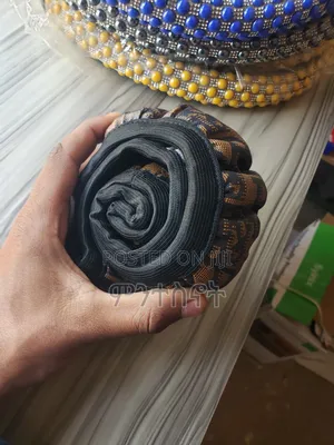 የisuzu እና Obama መሪ ልብስ