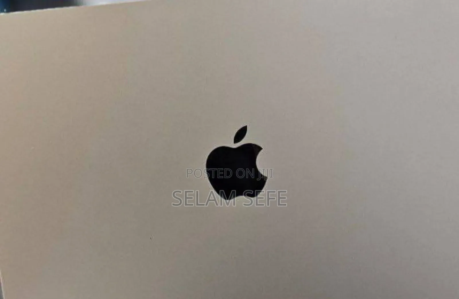 New Laptop Apple MacBook Air 2022 M2 8GB Apple M2 SSD 256GB