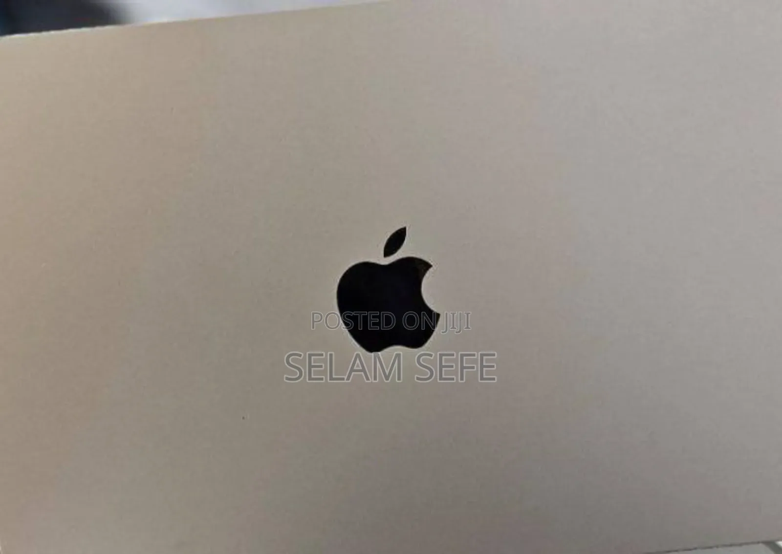 New Laptop Apple MacBook Air 2022 M2 8GB Apple M2 SSD 256GB