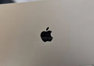 New Laptop Apple MacBook Air 2022 M2 8GB Apple M2 SSD 256GB