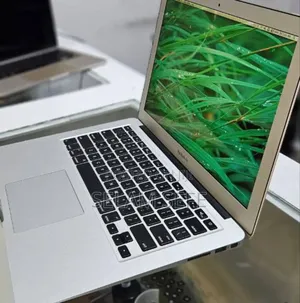 New Laptop Apple MacBook Air 2015 8GB Intel Core I5 SSD 256GB