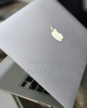 New Laptop Apple MacBook Air 2015 8GB Intel Core I5 SSD 256GB