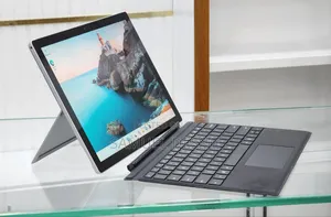 New Laptop Microsoft Surface 8GB Intel Core I7 SSD 256GB