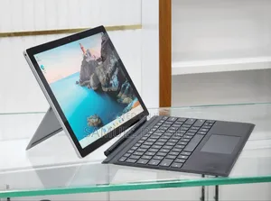 New Laptop Microsoft Surface 8GB Intel Core I7 SSD 256GB