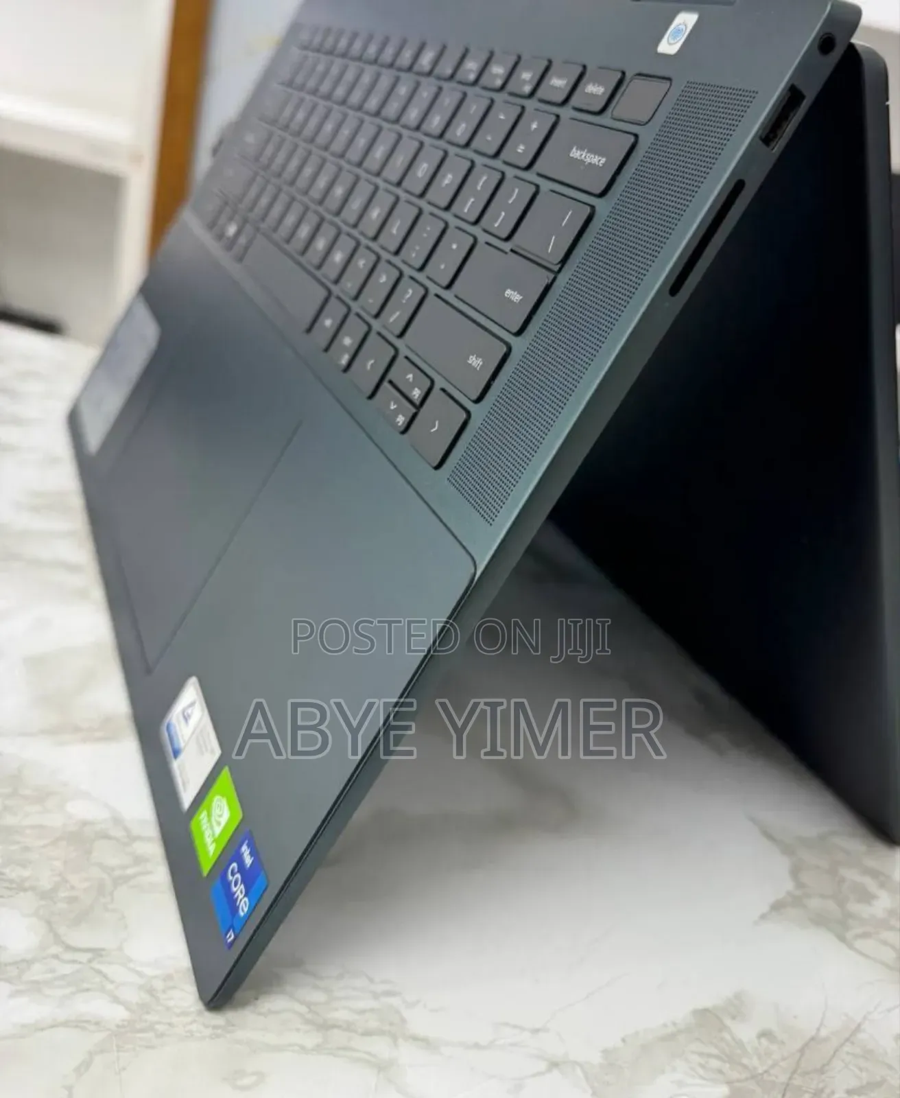 New Laptop Dell Inspiron 16 7630 16GB Intel Core I7 SSD 512GB