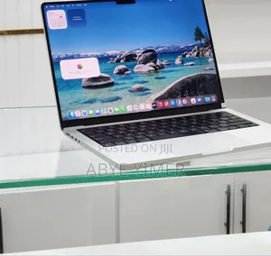 New Apple MacBook Pro 2024 M4 14-Inch 18GB Intel Core M SSD 512GB