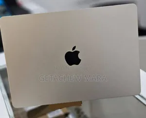 New Laptop Apple MacBook Pro 2022 M2 8GB Intel SSD 256GB