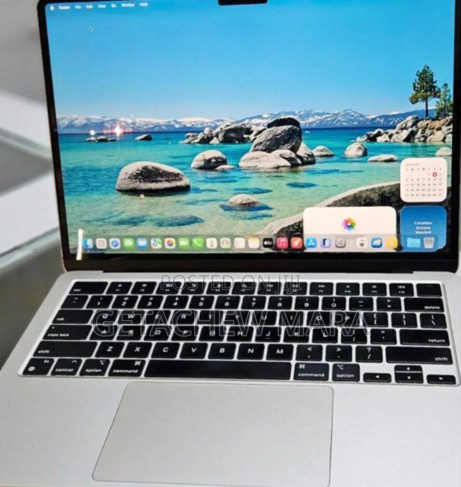 New Laptop Apple MacBook Pro 2022 M2 8GB Intel SSD 256GB