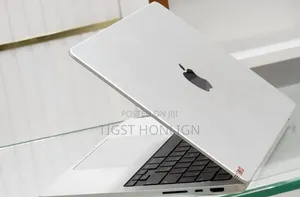 New Laptop Apple MacBook Pro 18GB Intel Core M3 SSD 512GB