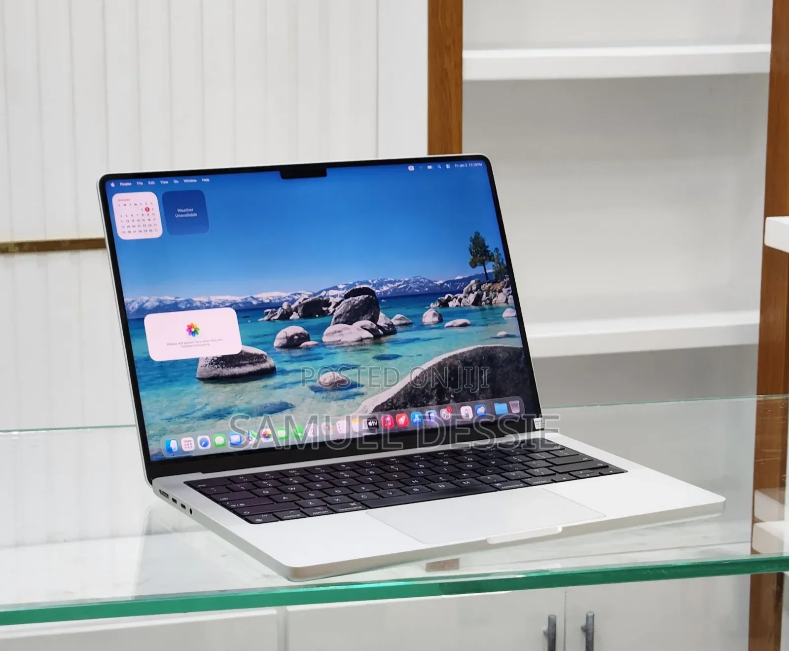 New Apple MacBook Pro 2023 M3 14-Inch 18GB Apple M3 Pro SSD 512GB
