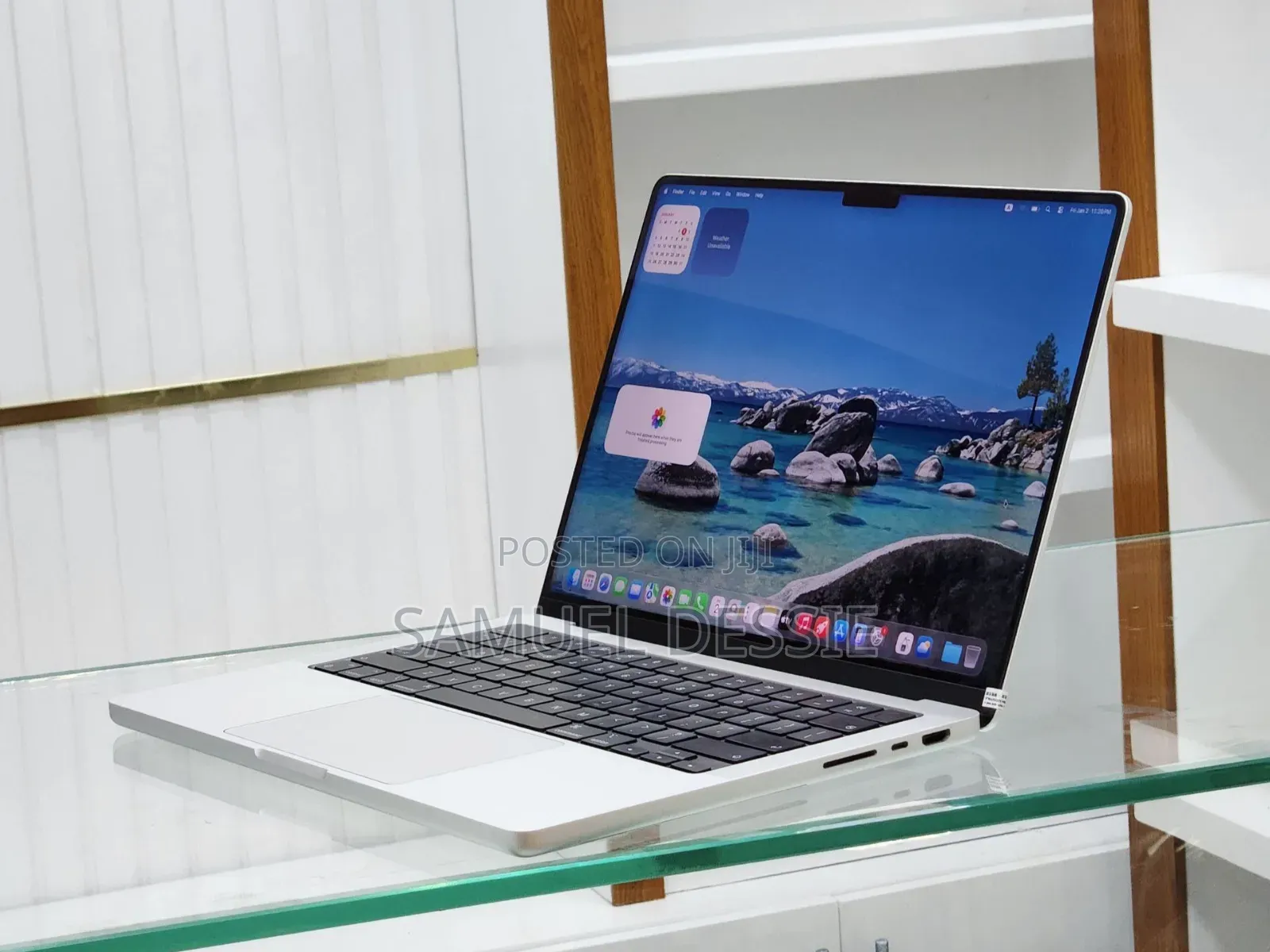 New Apple MacBook Pro 2023 M3 14-Inch 18GB Apple M3 Pro SSD 512GB