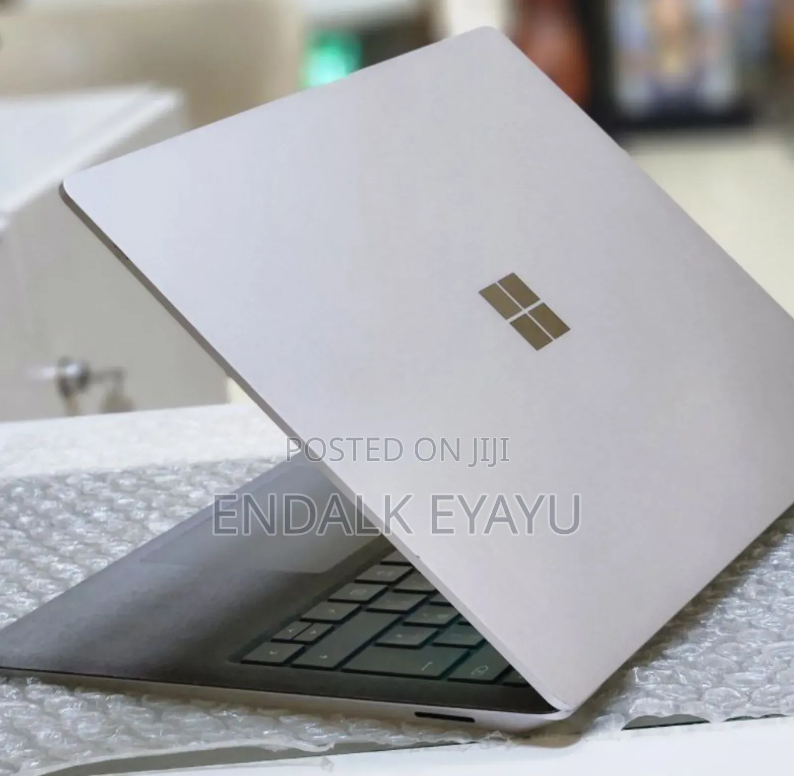 New Laptop Microsoft Surface Book 3 16GB Intel Core I7 SSD 256GB
