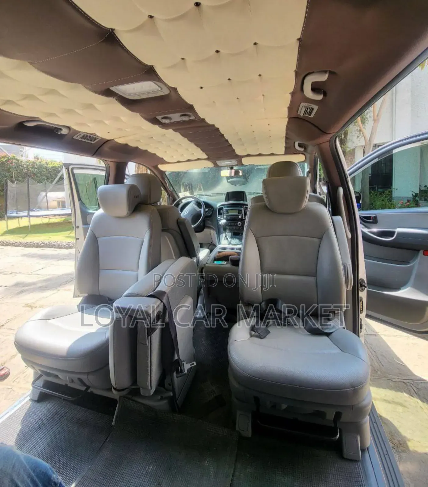 Hyundai Starex 2021 Gray