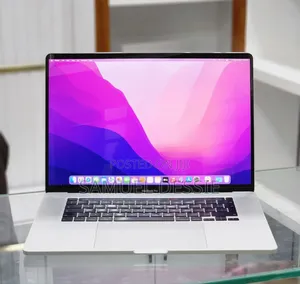 New Laptop Apple MacBook Pro 2019 16GB Intel Core I7 SSD 512GB