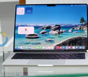 New Apple MacBook Pro 2023 M3 14-Inch 18GB Apple M3 Pro SSD 512GB