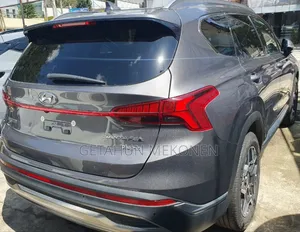 Hyundai Santa Fe 2023