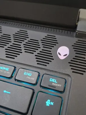 New Laptop Alienware M15 R3 16GB Intel Core I9 SSD 1T