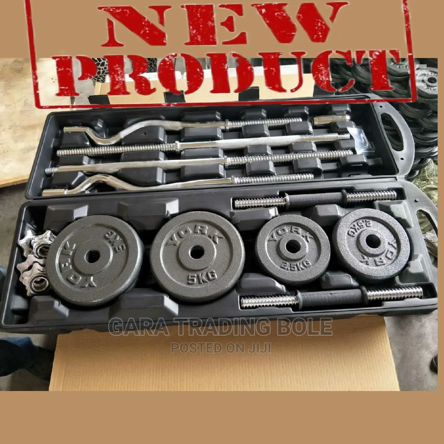 Dumbbell and Barbellcolour, Black Whiteበነፃ እናደርሳለን