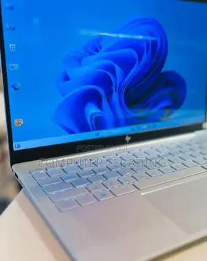 New Laptop HP Pavilion 15 16GB Intel Core I5 SSD 1T