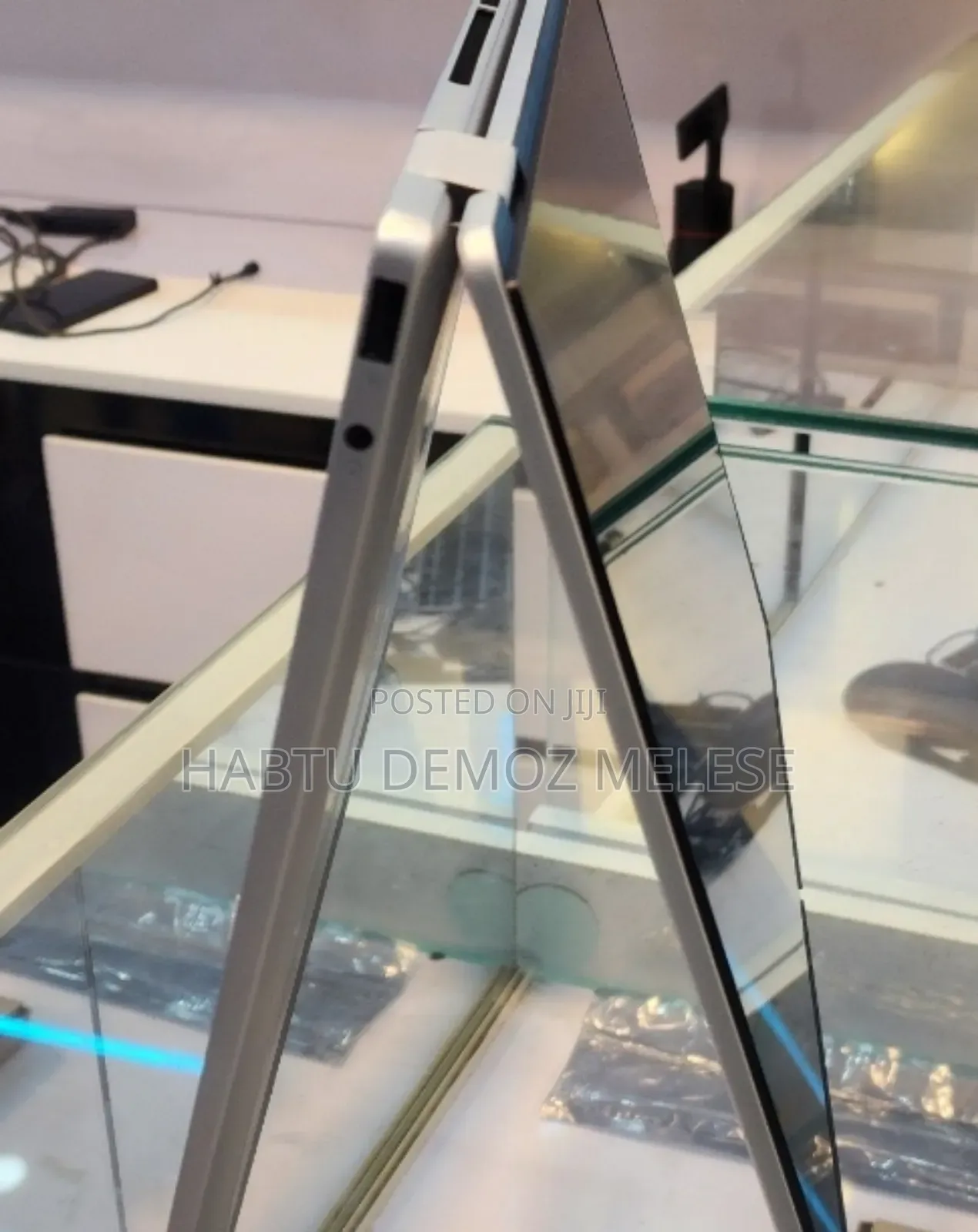 New Laptop HP OmniBook 7 14" 16GB Intel Core I7 SSD 1T