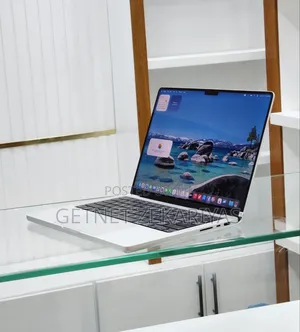 New Apple MacBook Pro 2023 M3 14-Inch 18GB Apple M3 Pro SSD 512GB