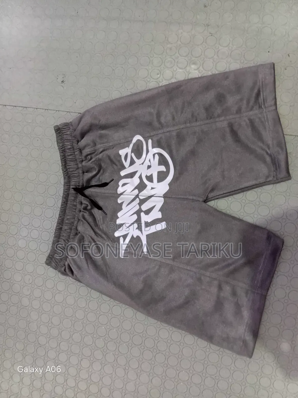 Short Syna World 111111