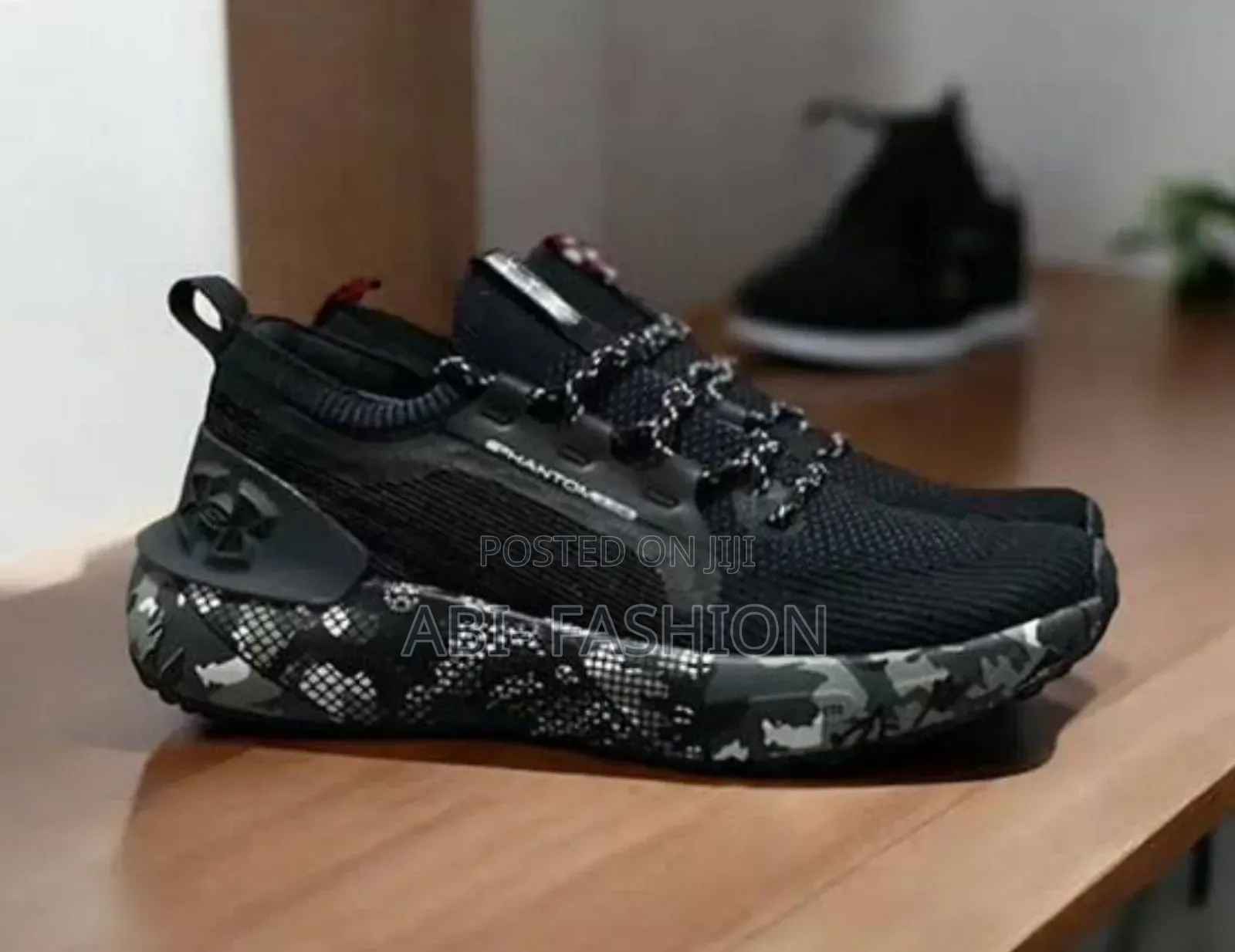 Under Armour Hovr Phantom 3 Shoes