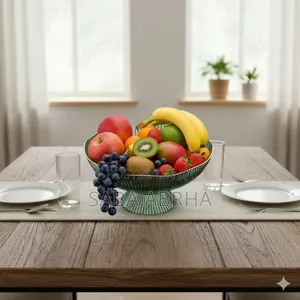 Elegant Ribbed Glass Fruit Bowl With Stand